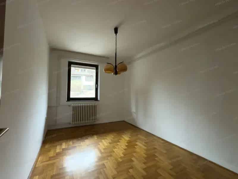 Lakás Kiadó , Budapest, Közép-Magyarország