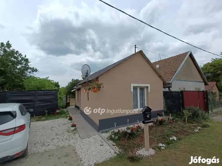 31 nm-es ház eladó Pilisen - Készpénzes vétel