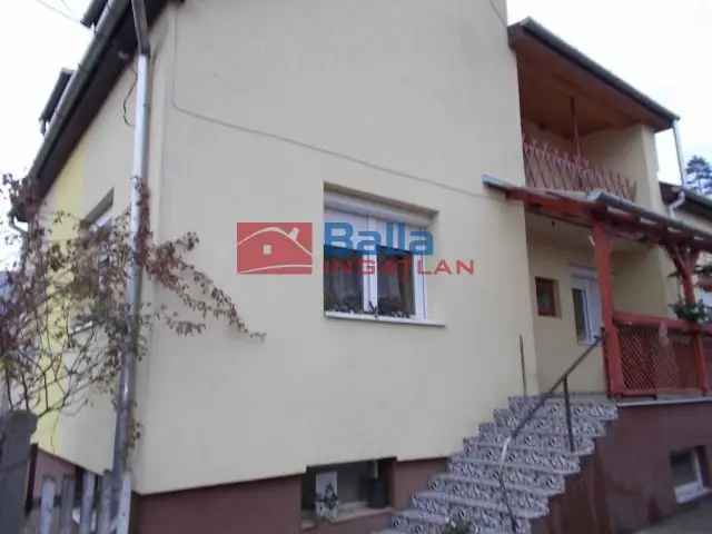 Ózd családi ház eladó 200m2 5 szoba 2 fürdő