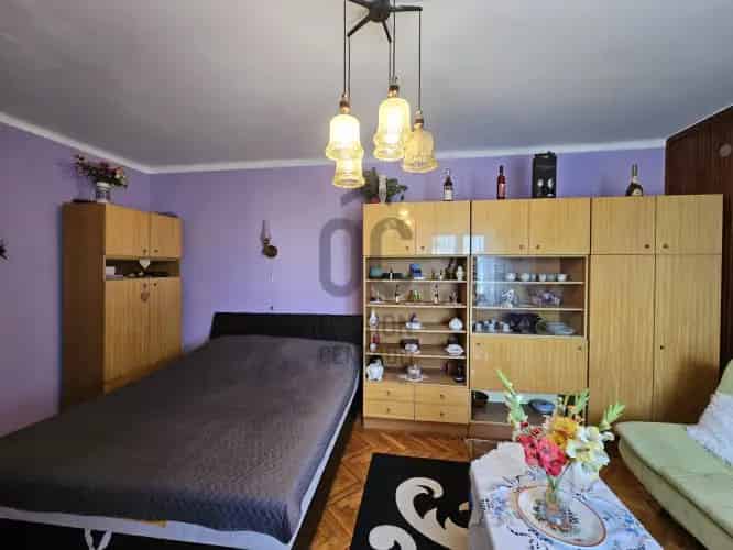 Simasági eladó lakás, H501195