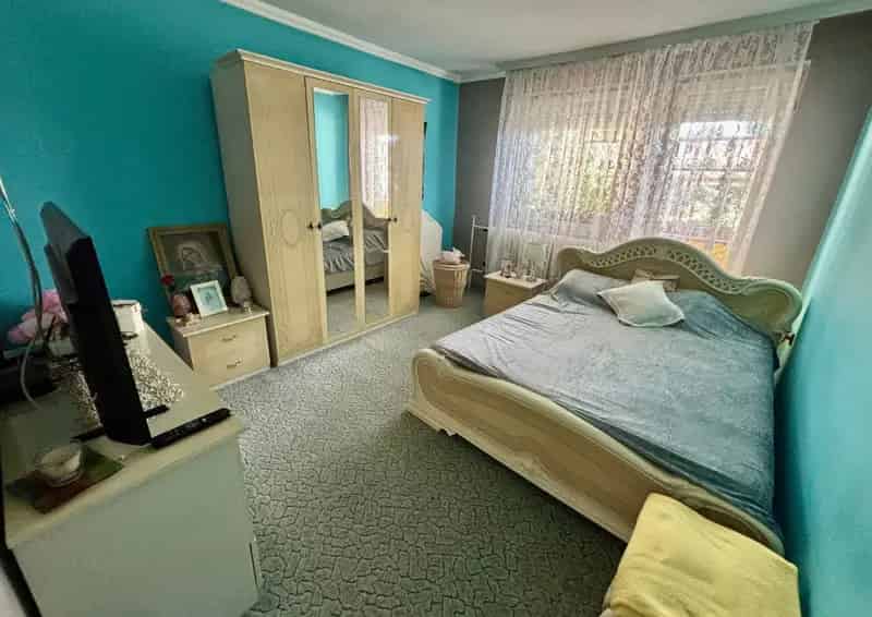 Ház Kiadó , Kazincbarcikai járás, Alföld és Észak