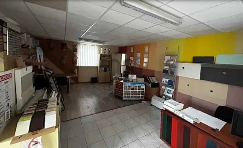 Siófoki eladó kereskedelmi ingatlan, UZ018624