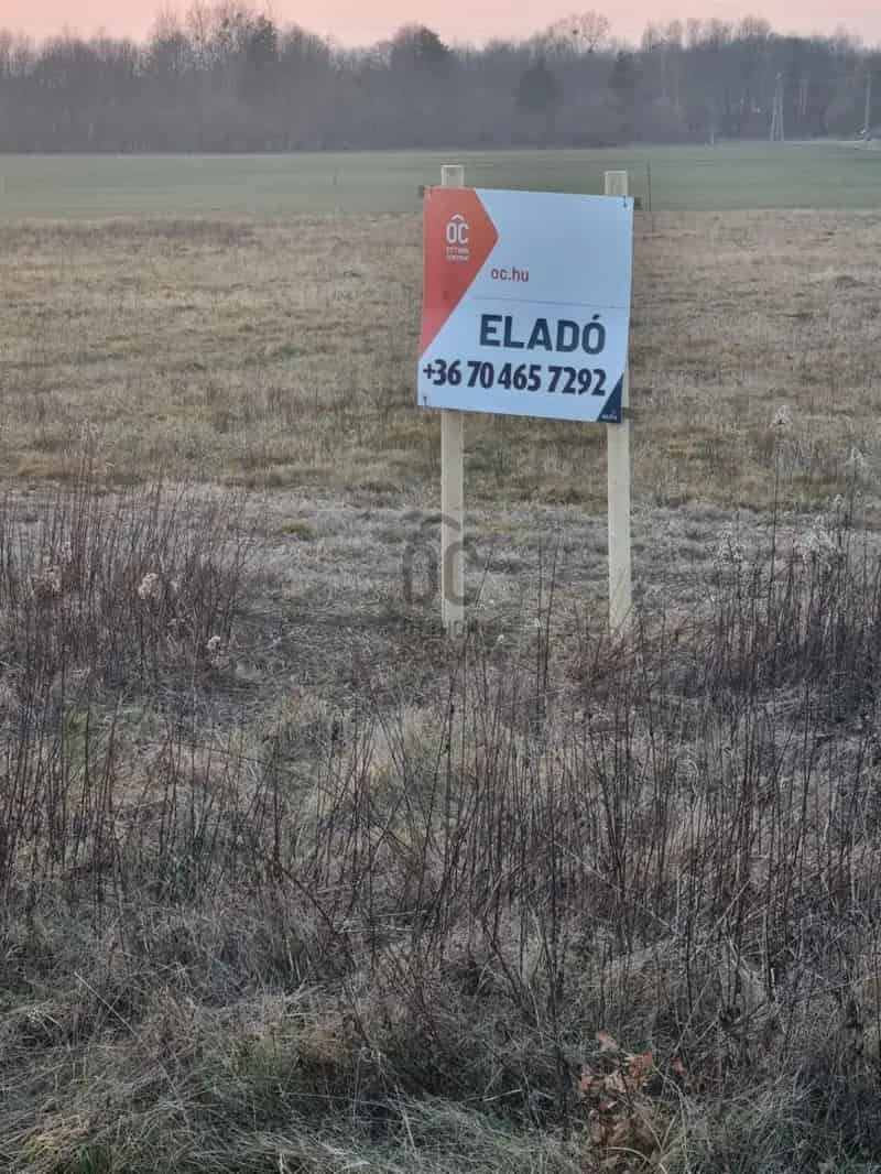 17500nm Telek Kercaszomoron - Befektetésnek vagy Otthonépítésre
