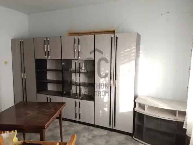 Únyi eladó családi ház, H498647
