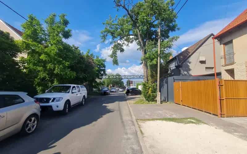 Telek Kiadó , Budapest, Közép-Magyarország