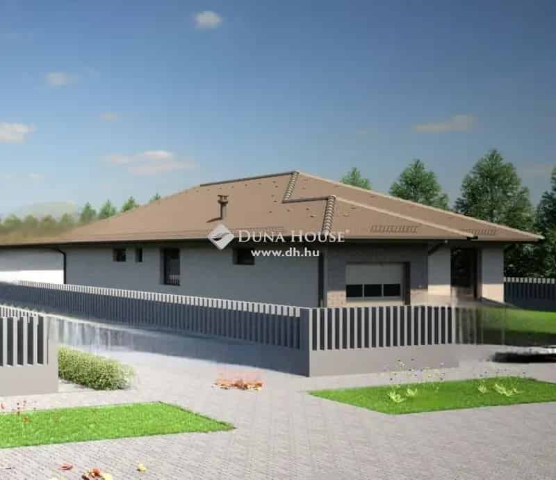 Ház Kiadó , Debreceni járás, Alföld és Észak