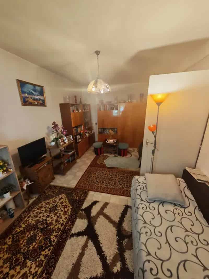 Ház Kiadó , Marcali járás, Dunántúl