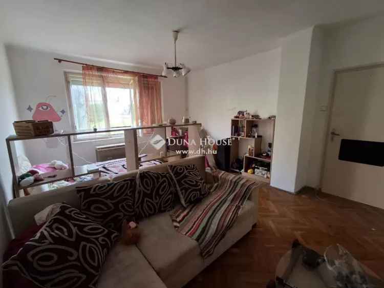 Lakás Eladó , Pécs, Dunántúl