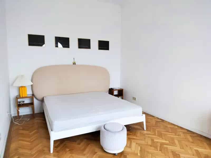 Ház Kiadó , Budapest, Közép-Magyarország