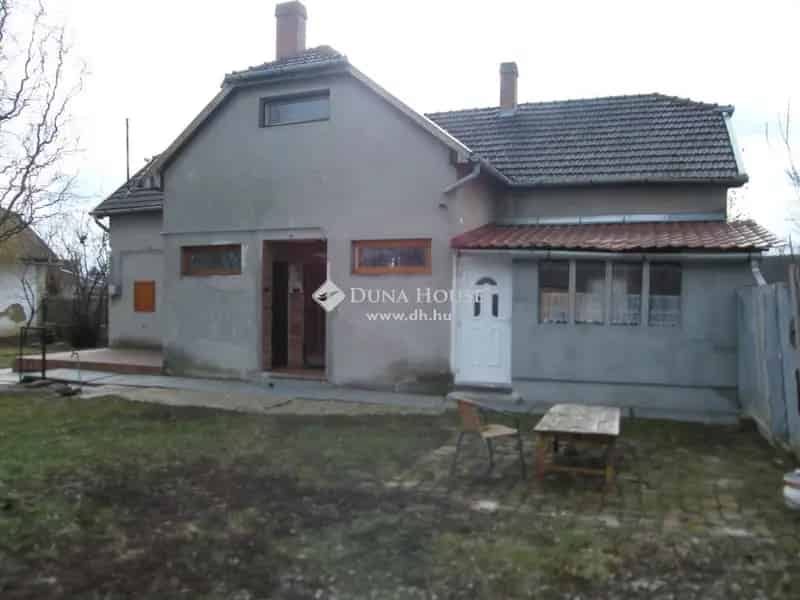 Ház Eladó , Szarvas, Alföld és Észak