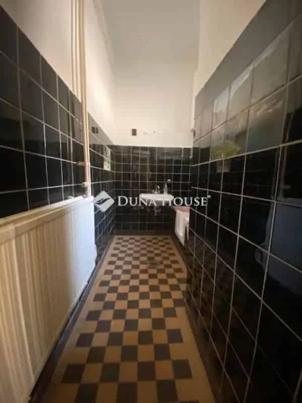 Ház Kiadó , Budapest, Közép-Magyarország