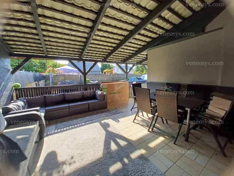 🏡 Eladó felújított családi ház Sajószentpéter legkeresettebb részén!