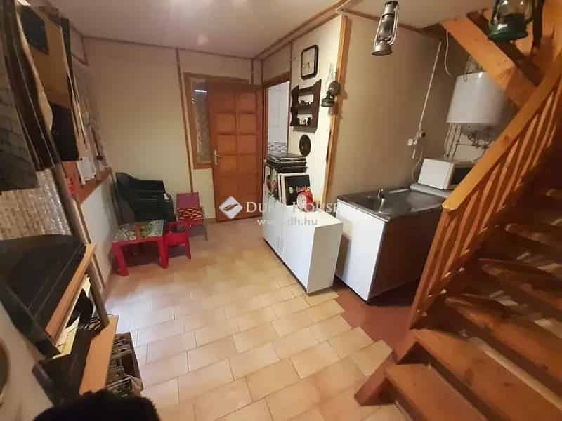 Ház Kiadó , Nagykátai járás, Közép-Magyarország