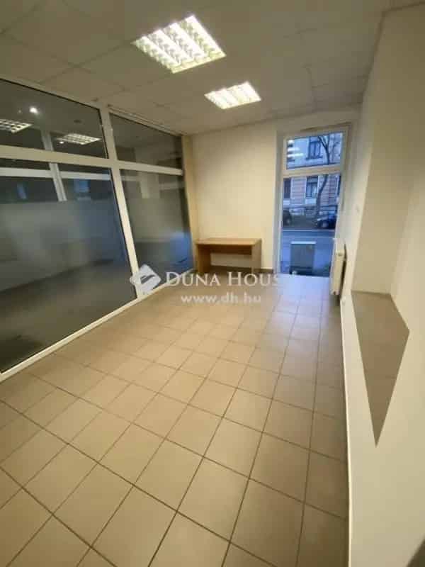 Üzleti célú Kiadó , Pécsi járás, Dunántúl
