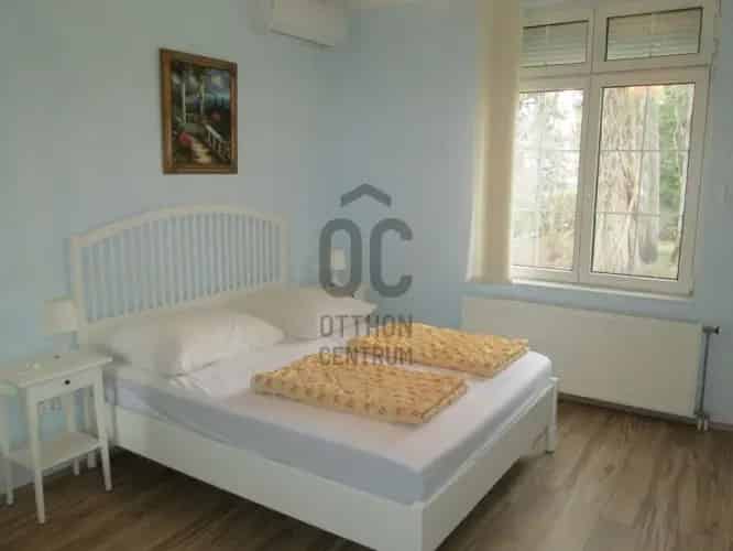 Balatonlellei eladó családi ház, H480526