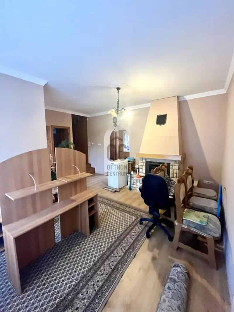 Ház Kiadó , Debreceni járás, Alföld és Észak