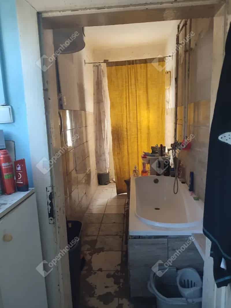 Ácsi családi ház eladó felújítandó 1041 m2 telekkel
