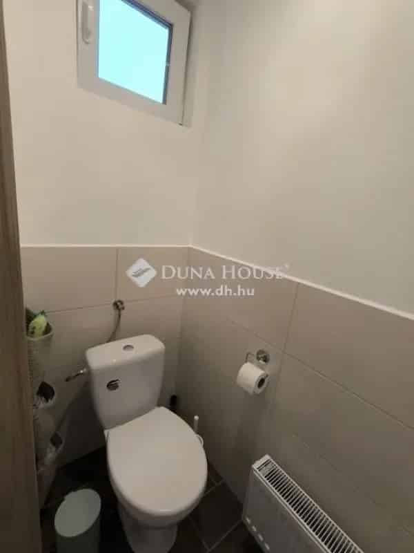 Ház Kiadó , Várpalotai járás, Dunántúl