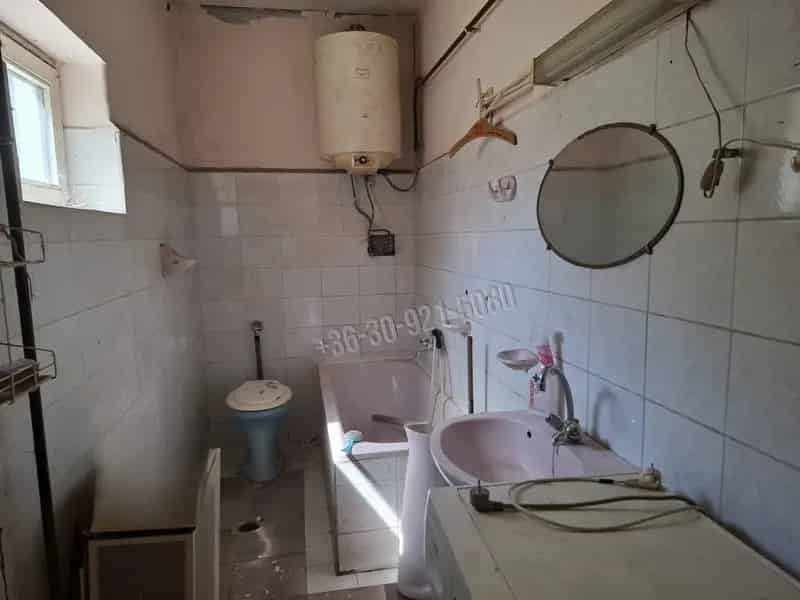 Ház Kiadó , Zsámbok, Közép-Magyarország