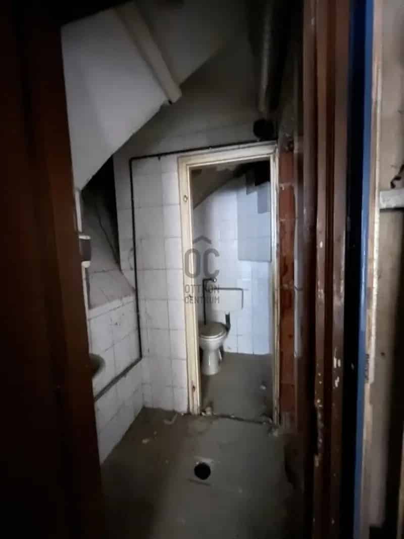 Üzleti célú Kiadó , Budapest, Közép-Magyarország