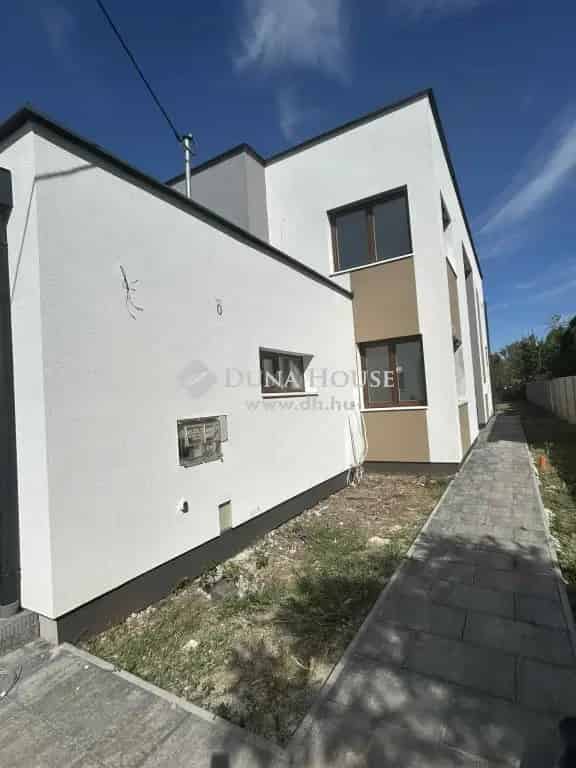 180 m2 5 szobás ikerház garázzsal 18 kerület