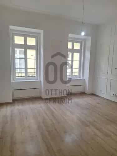 Budapest V. kerületi eladó lakás, H500896