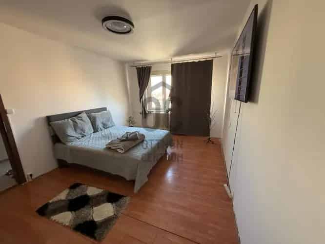 Székesfehérvári eladó panel lakás, DLK048834