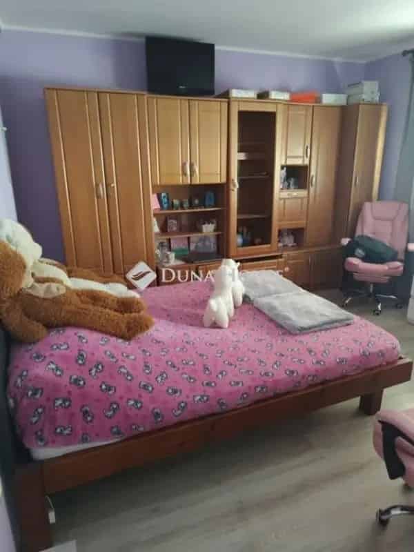 Ház Kiadó , Monori járás, Közép-Magyarország