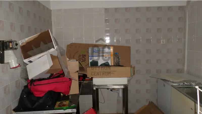 Kunmadarasi eladó kereskedelmi ingatlan, UZ018236