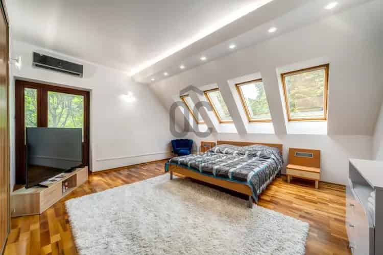 Gödöllői eladó családi ház, DHZ017543