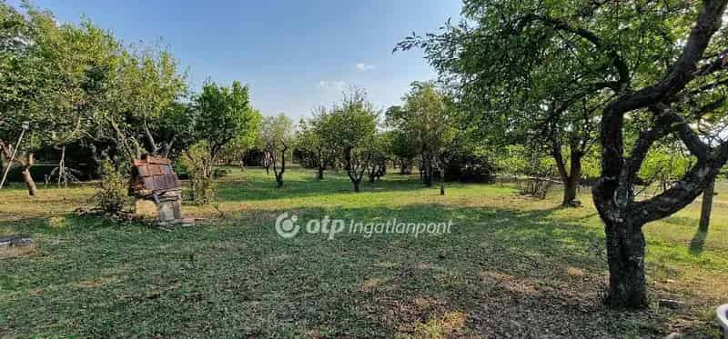 Telek Kiadó , Váci járás, Közép-Magyarország