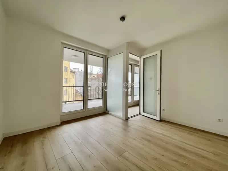 Ház Eladó , Budapest, Közép-Magyarország
