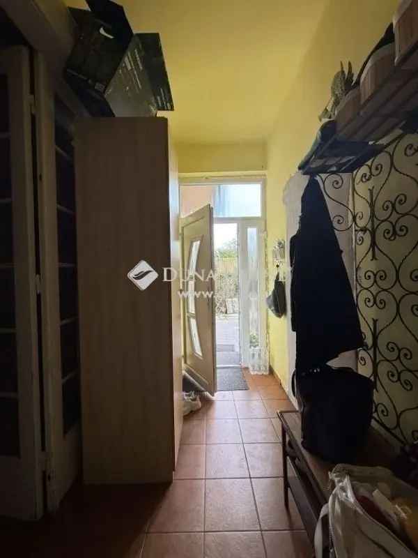 Budapest 20 Kerulet 110 nm-es Haz 350 nm Telekkel Elado