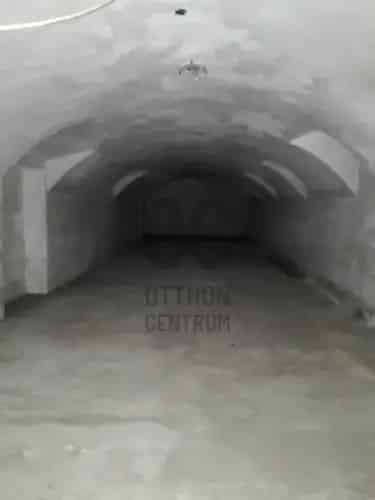 Budapest XIII. kerületi eladó kereskedelmi ingatlan, UZ015356