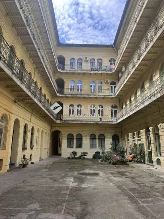 Ház Eladó , Budapest, Közép-Magyarország
