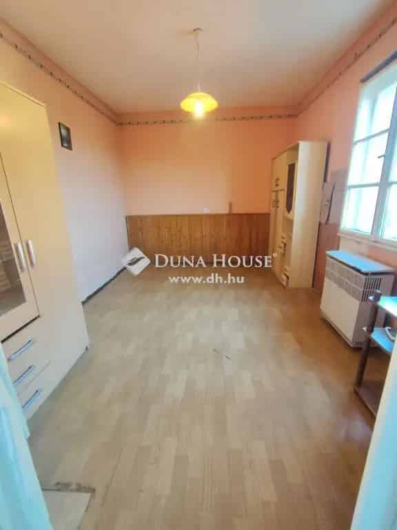 Ház Eladó , Litér, Dunántúl