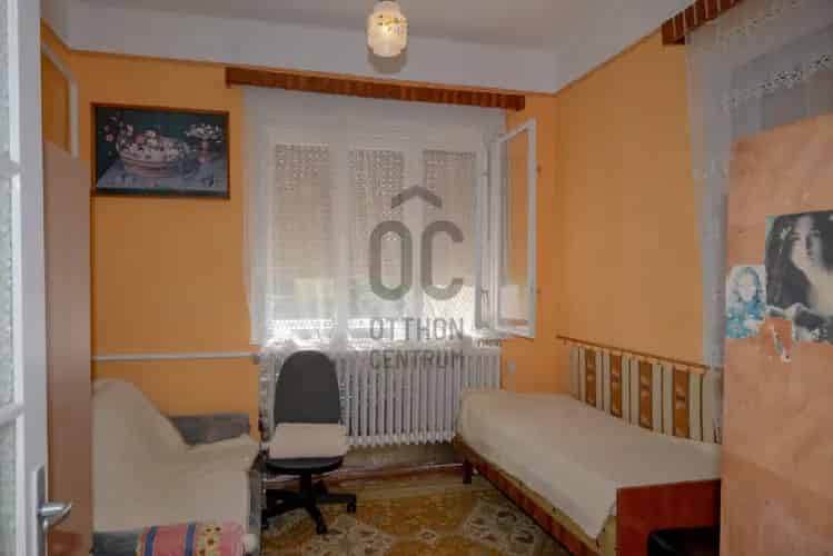 Nádudvari eladó családi ház, H487623