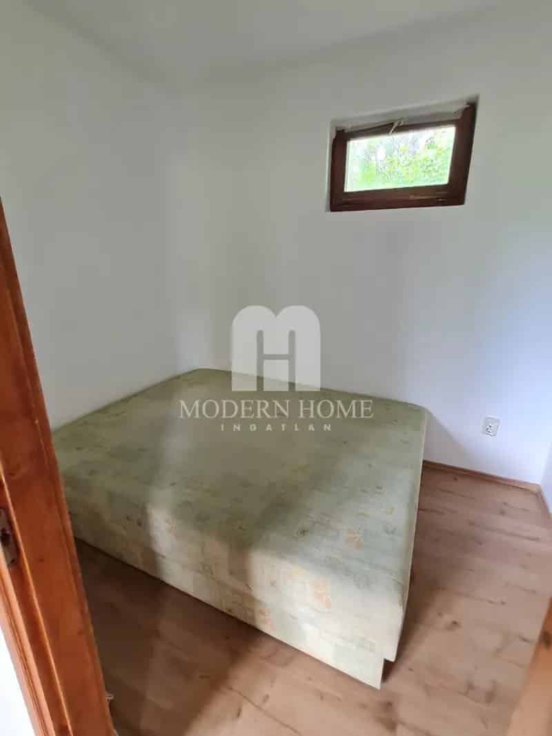 Ház Kiadó , Móri járás, Dunántúl
