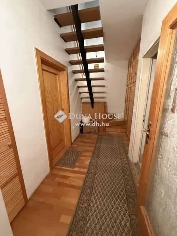 Ház Kiadó , Budapest, Közép-Magyarország