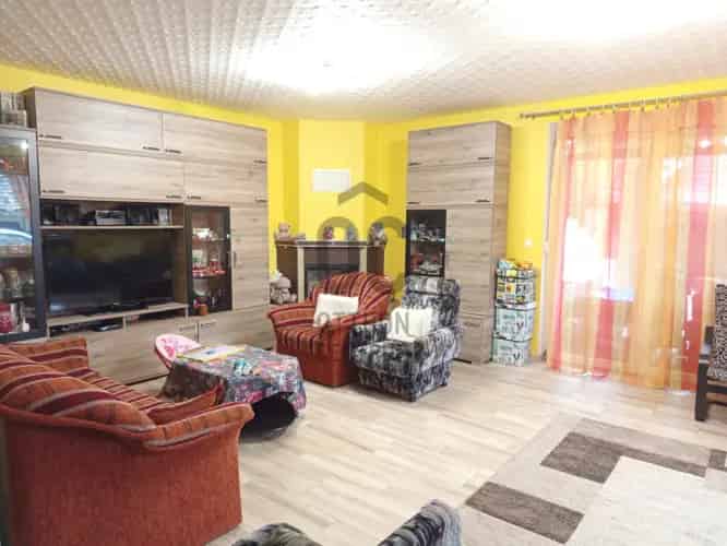 Tatabányai eladó ikerház, H495604