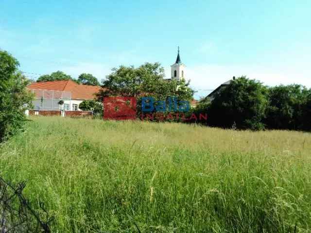 Vértesboglár , kossuth utca