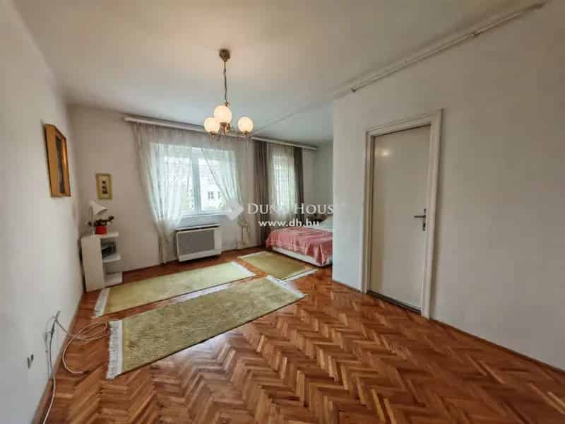 Ház Eladó , Szolnok, Alföld és Észak