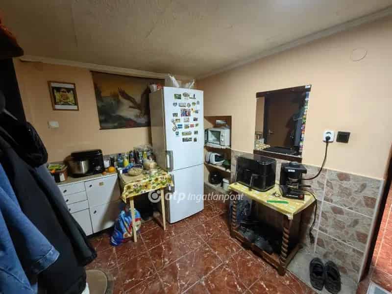 Ház Kiadó , Karcagi járás, Alföld és Észak