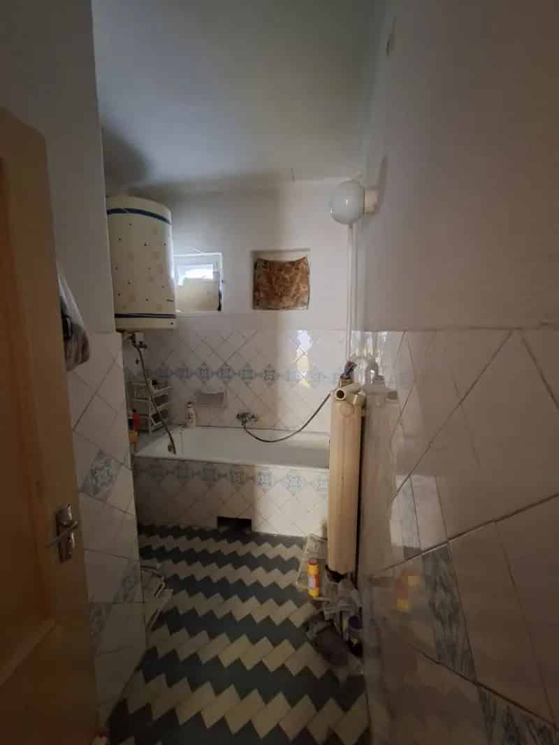 Ház Kiadó , Füzesabonyi járás, Alföld és Észak