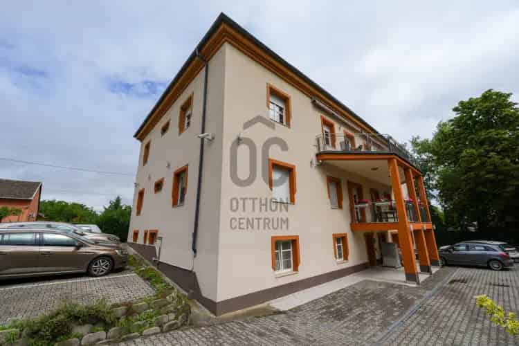 Budapest IV. kerületi eladó kereskedelmi ingatlan, UZ017212