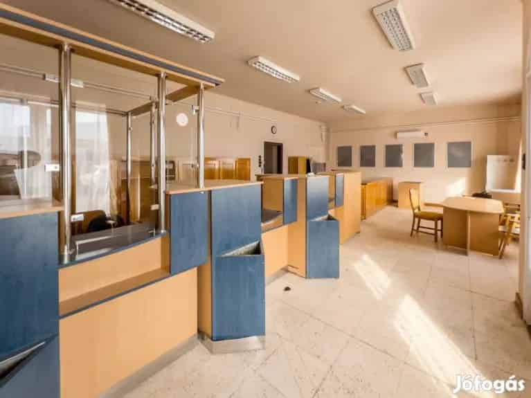 Eladó utcai bejáratos üzlethelyiség Tabdi - Tabdi, Iroda, üzlethelyiség, ipari ingatlan - Jófogás Ingatlan