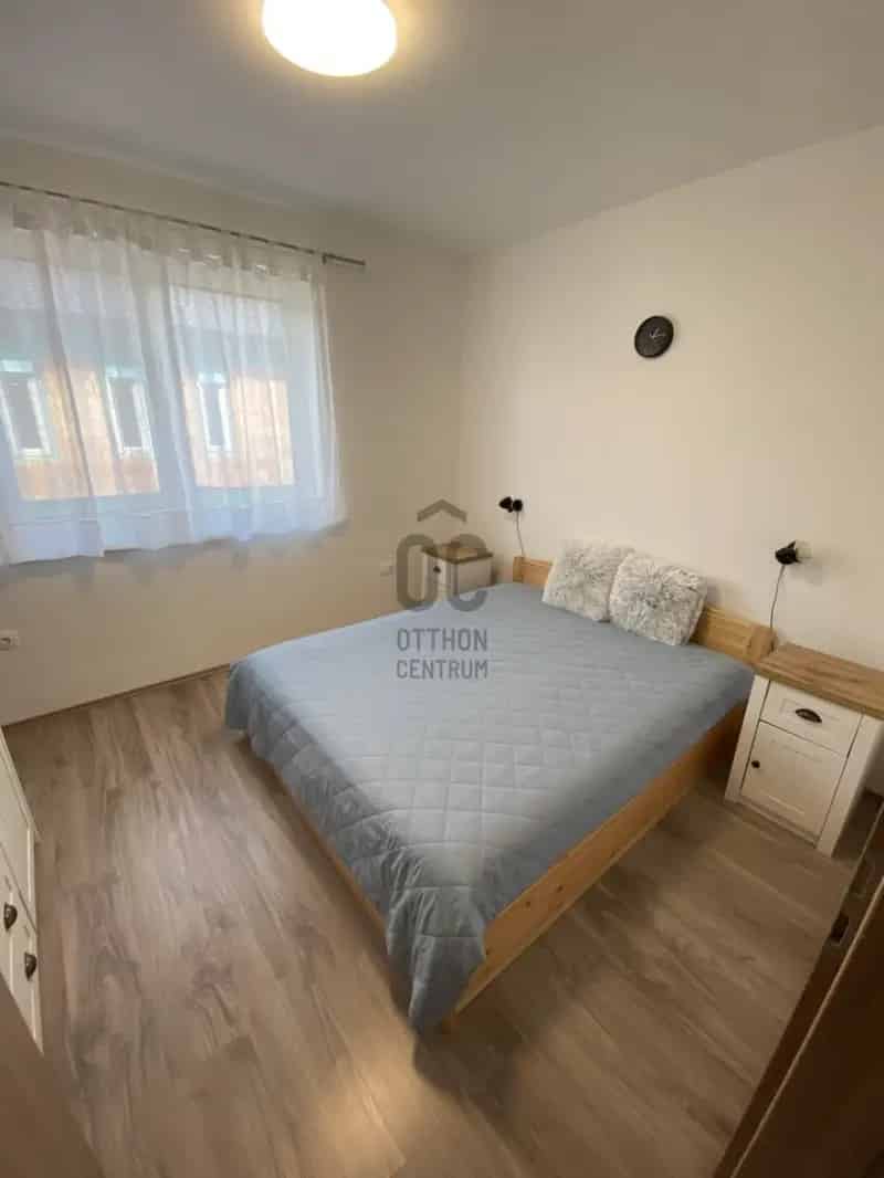 Lakás Kiadó , Siófoki járás, Dunántúl