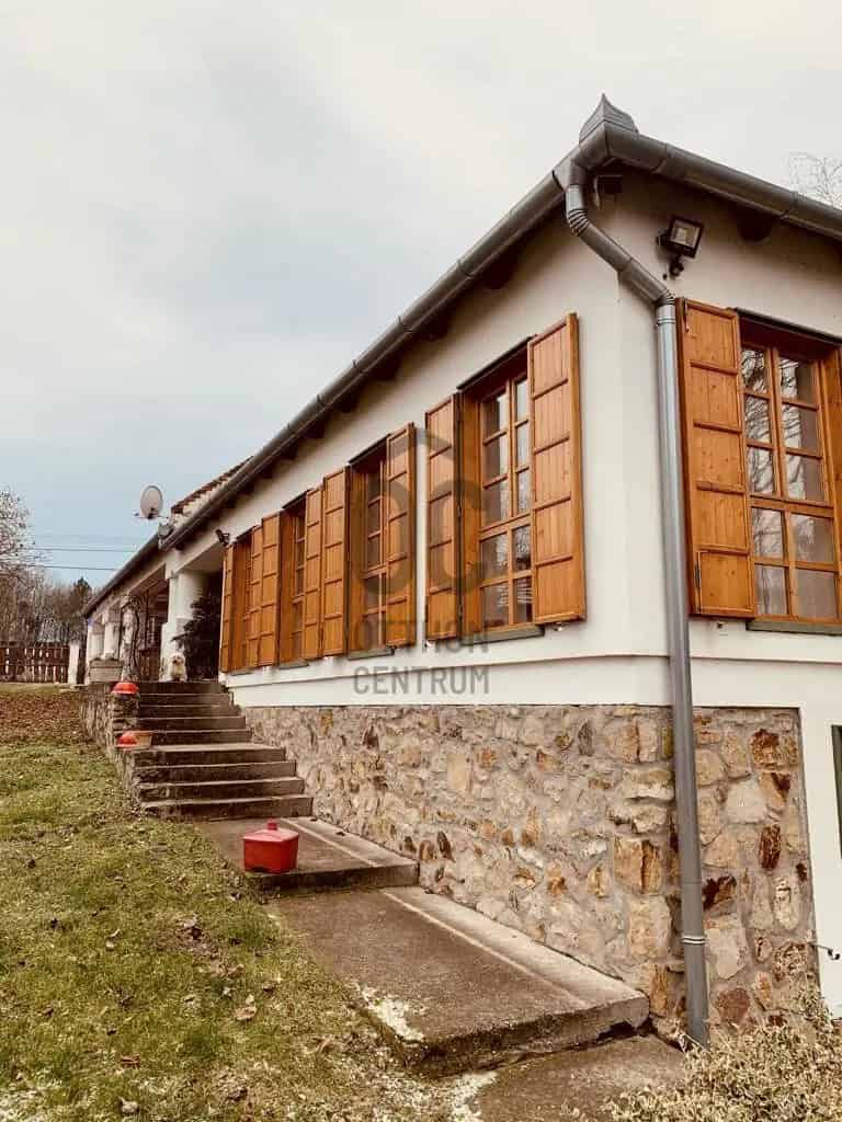Ház Kiadó , Székesfehérvári járás, Dunántúl