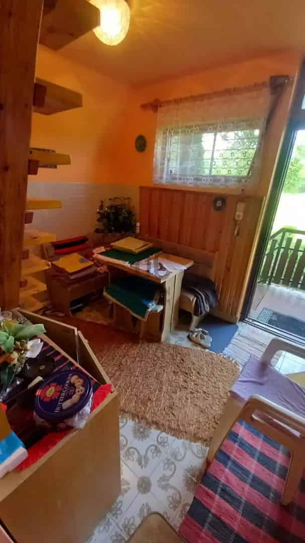 Ház Kiadó , Pápai járás, Dunántúl