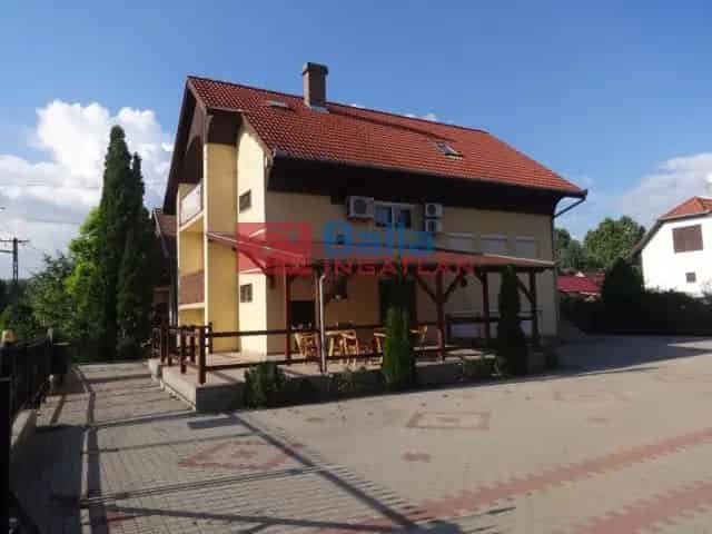 Tiszakécske , Gólya utca